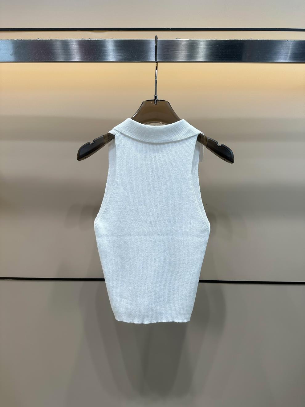 וסט סרוג ללא שרוולים עם דש ג'וקר חדש לנשים