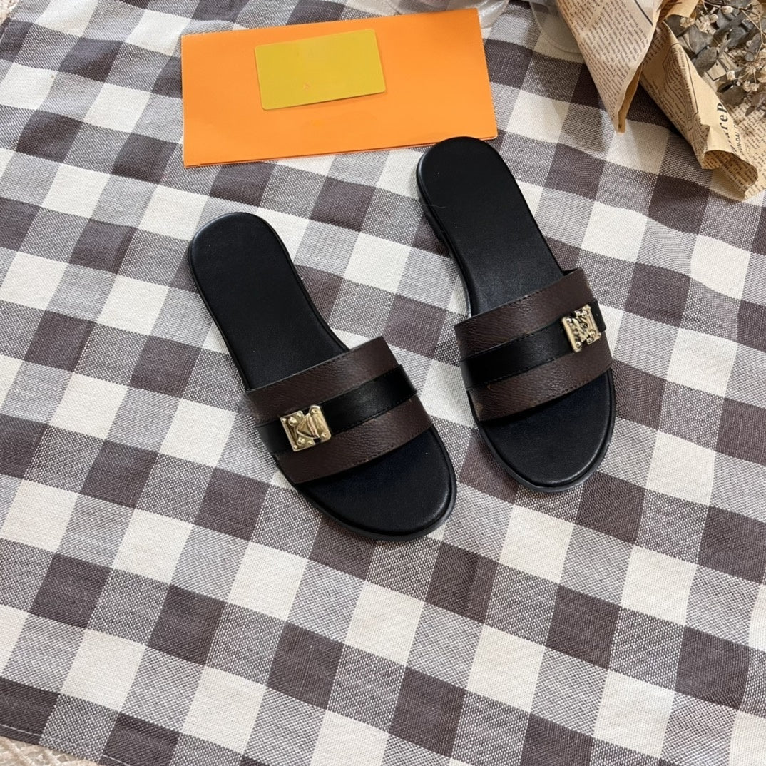 2025 Women's New Fashion Joker Metal Accessories Thin Bottom Flat Slippers With box