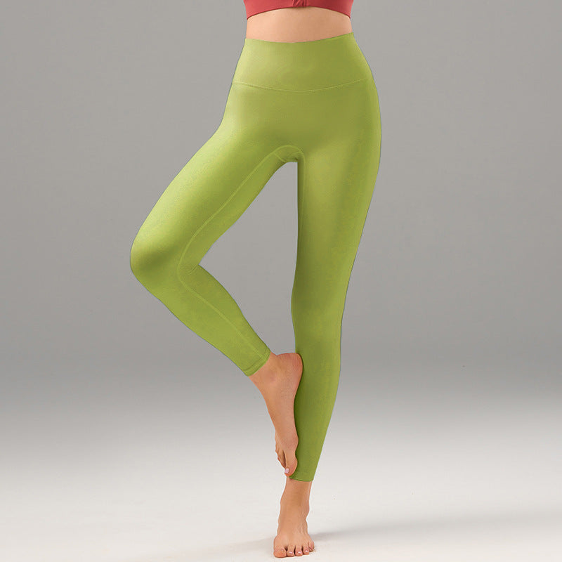 מכנסי כושר חדשים בצבע עירום לנשים, נושם, מופחת וזיעה, מרגיעים את המותניים ומגדילים את הירכיים