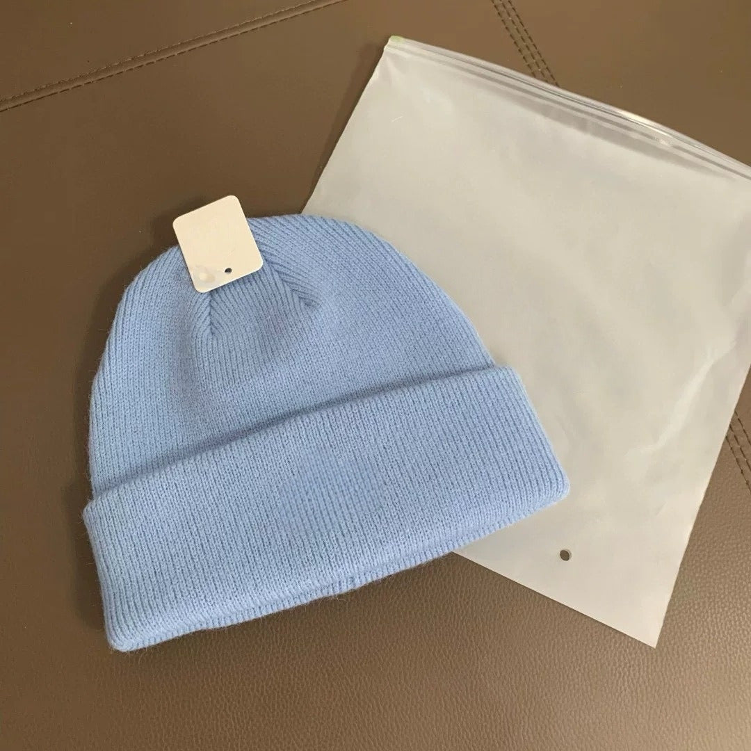 Joker padded warm windproof wool hat in autumn and winter.