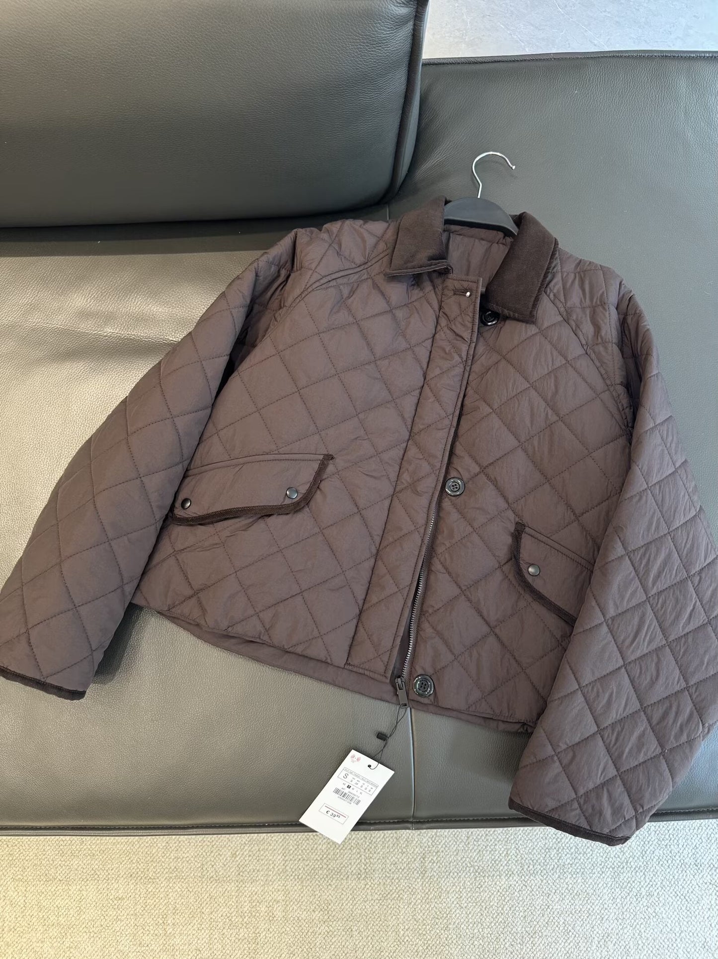 ז'קט קורדרוי עם דש אלכסוני בגזרת יהלומים רופפת לנשים, אופנת חורף