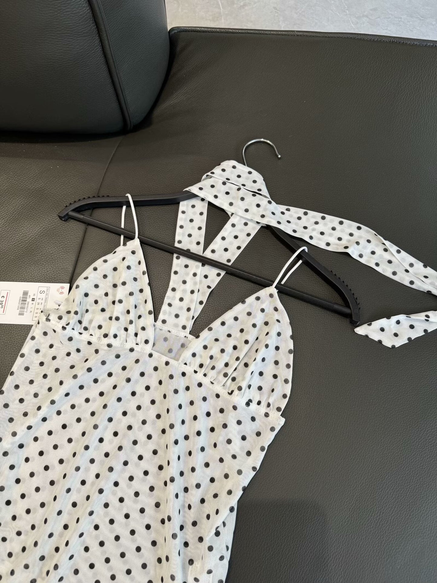 צעיף אופנה חדש לנשים לשנת 2025 עם הדפס נקודות