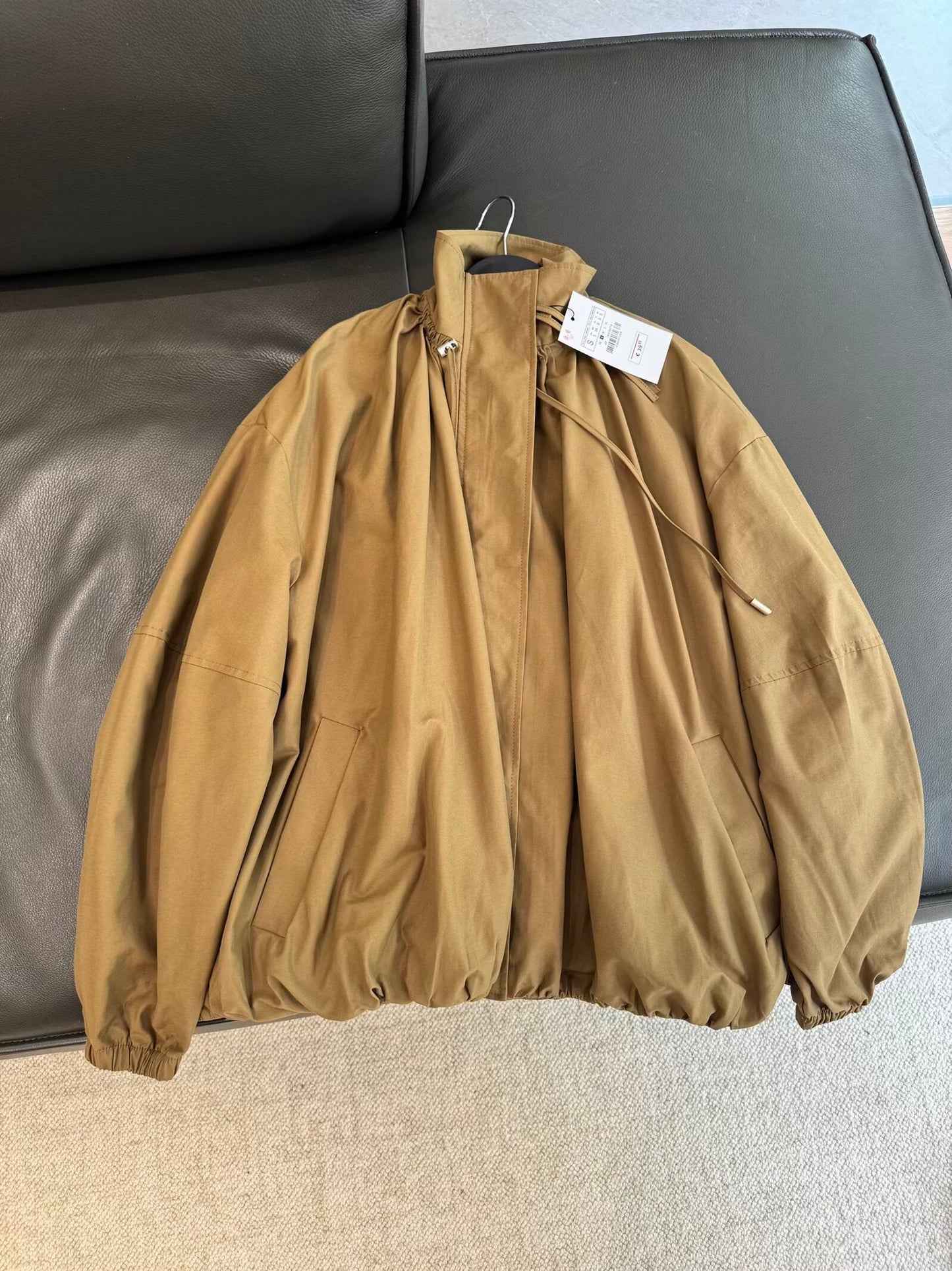 מעיל טיסה קפלים עם צווארון עומד רופף חדש לנשים