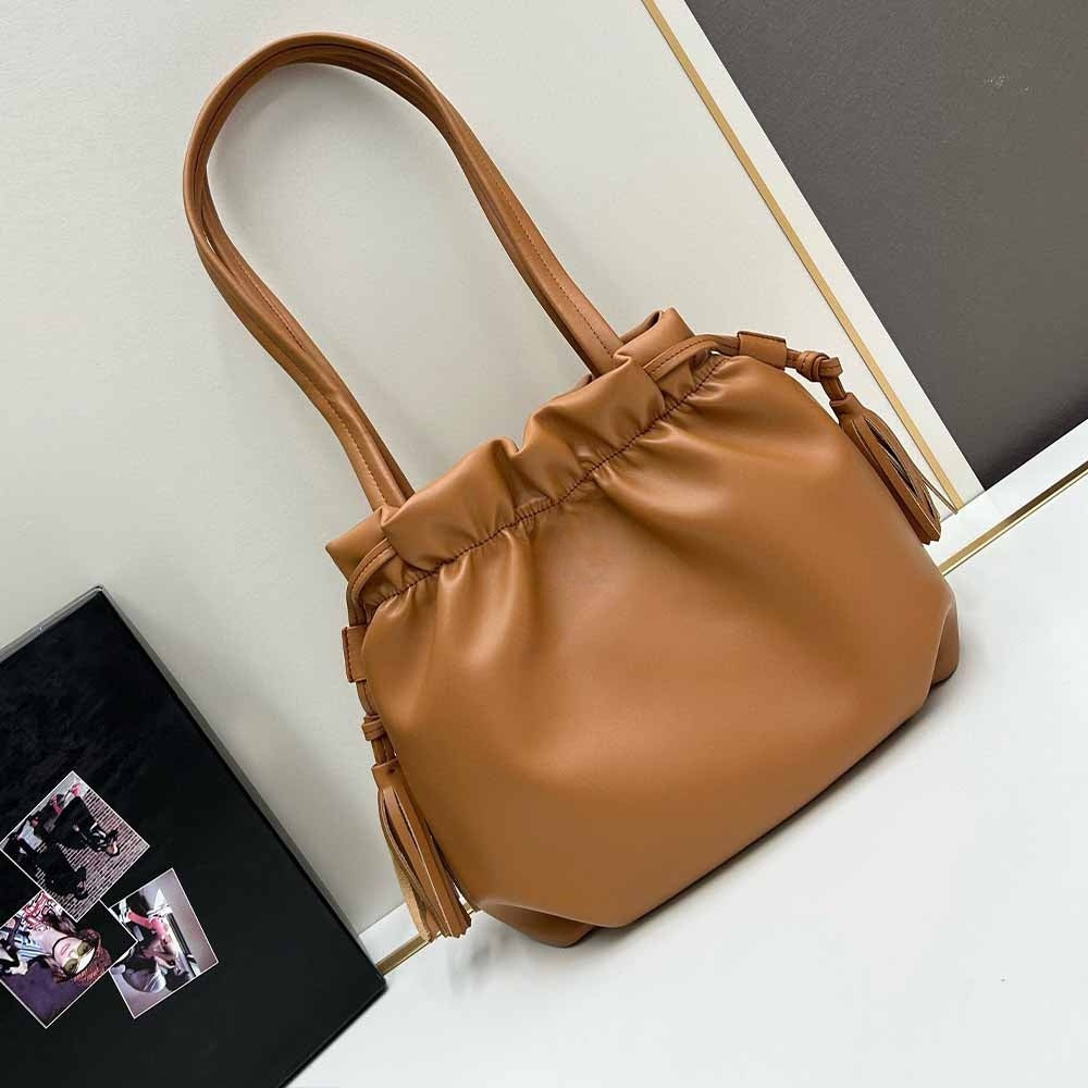 Women's New Fashion Joker Leisure Drawstring Tassel Design Handbag Shoulder Bag