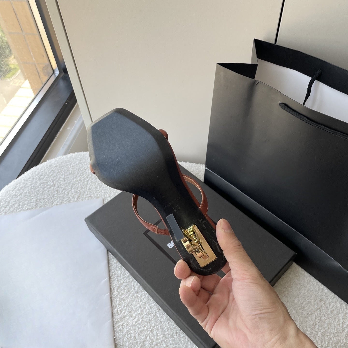 Women's New Fashion Temperament Joker Letters Metal Heel Design High Heels Sandals have a shoe box