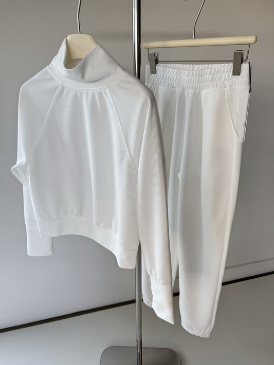 חליפת ספורט ארוכת שרוולים עם צווארון גבוה ואופנה חדשה לנשים