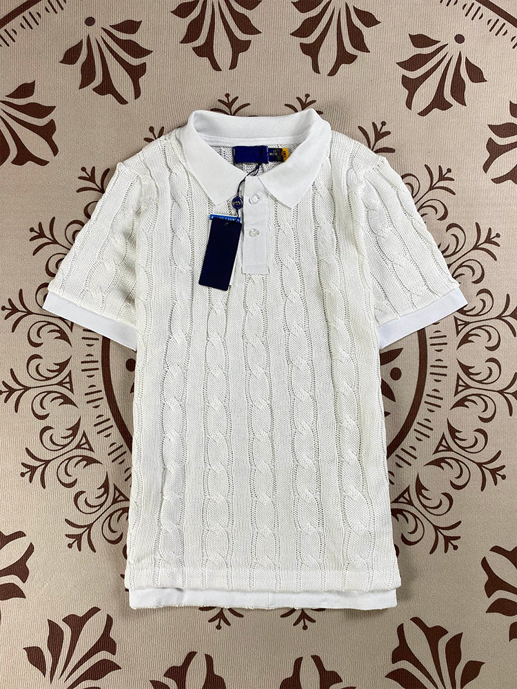 חולצת טי שירט סריגים עם דש רקום של ג'וקר לנשים