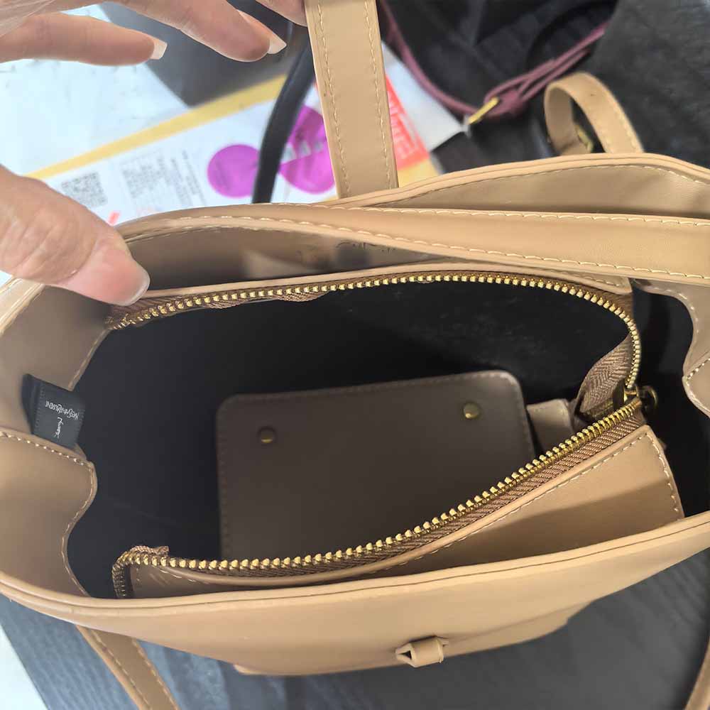 תיק דלי לנשים עם קופסה, תיק אופנה חדשה עם קיבולת גדולה של ג'וקר ואביזרים של אותיות