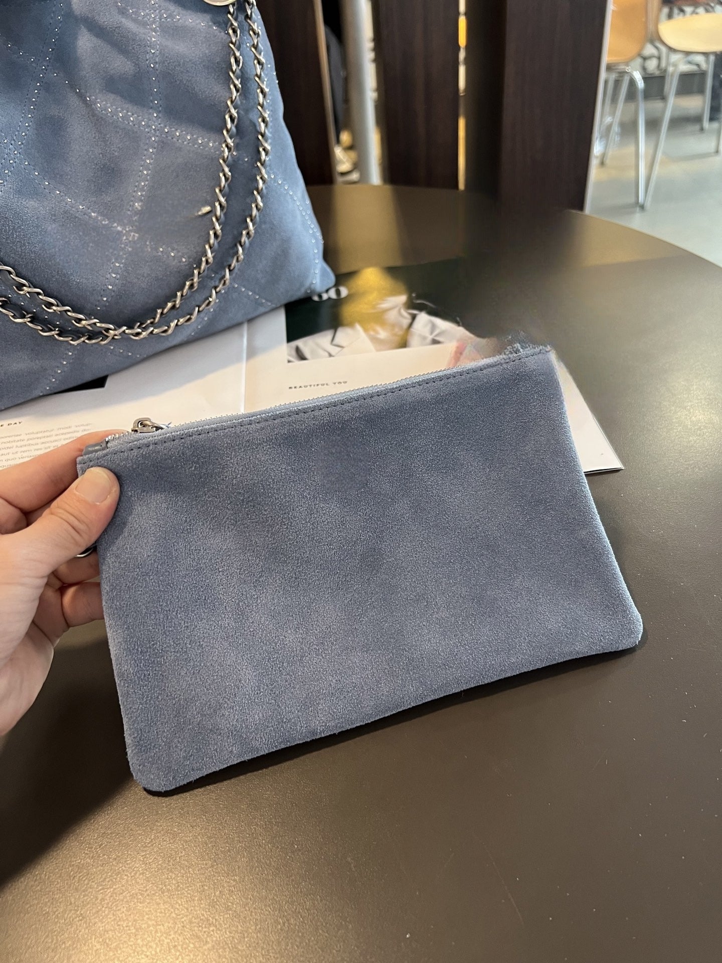 Women's New Joker Large-capacity Suede Drawstring Chain Design Rivet Decorative Shoulder Bag