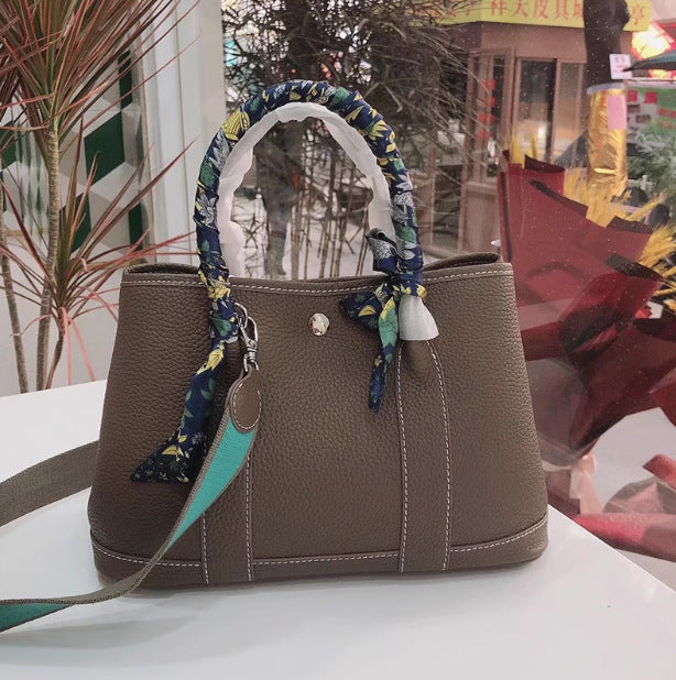 תיק יד חדש לנשים מעור ליצ'י בצבעי משי עם קיבולת גדולה, תיק יד כתף תלוי על הכתף 