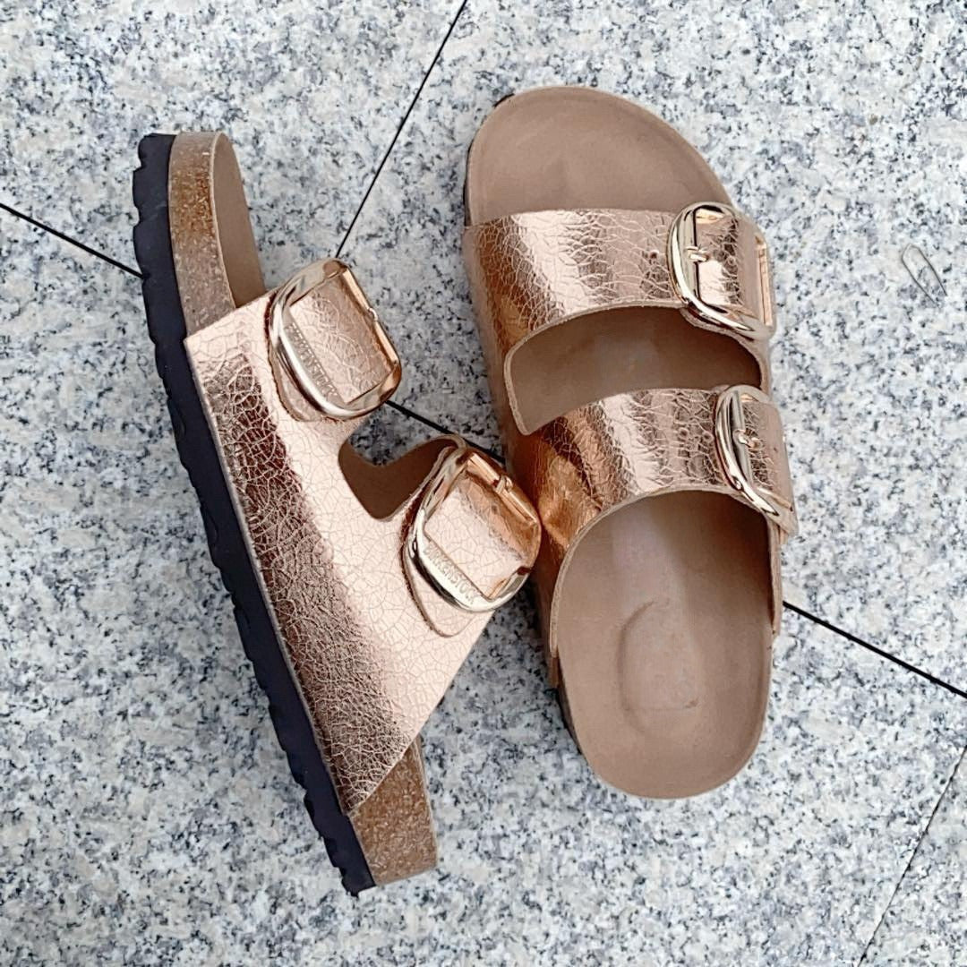 Women's New Fashion Joker Casual Double Buckle Design Thick Soled Slippers Have A Shoe Box.