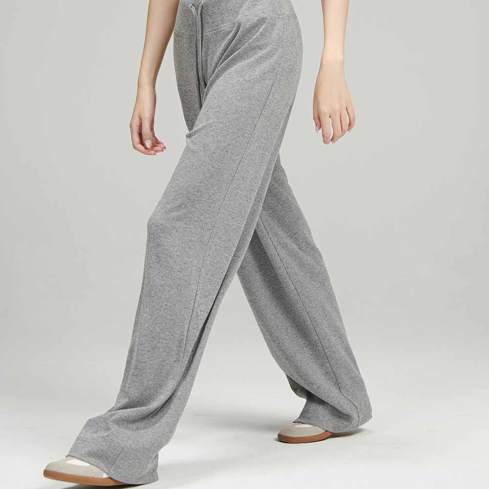 Women's new fashion Joker loose soft waxy shake pants women's autumn knitted comfortable wide-leg casual pants.