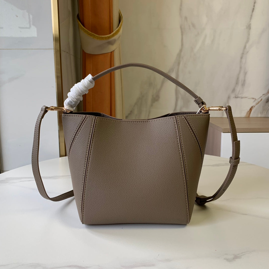 Women's New Fashion Joker Soft Lychee Leather Portable Shoulder Bag Messenger Bag