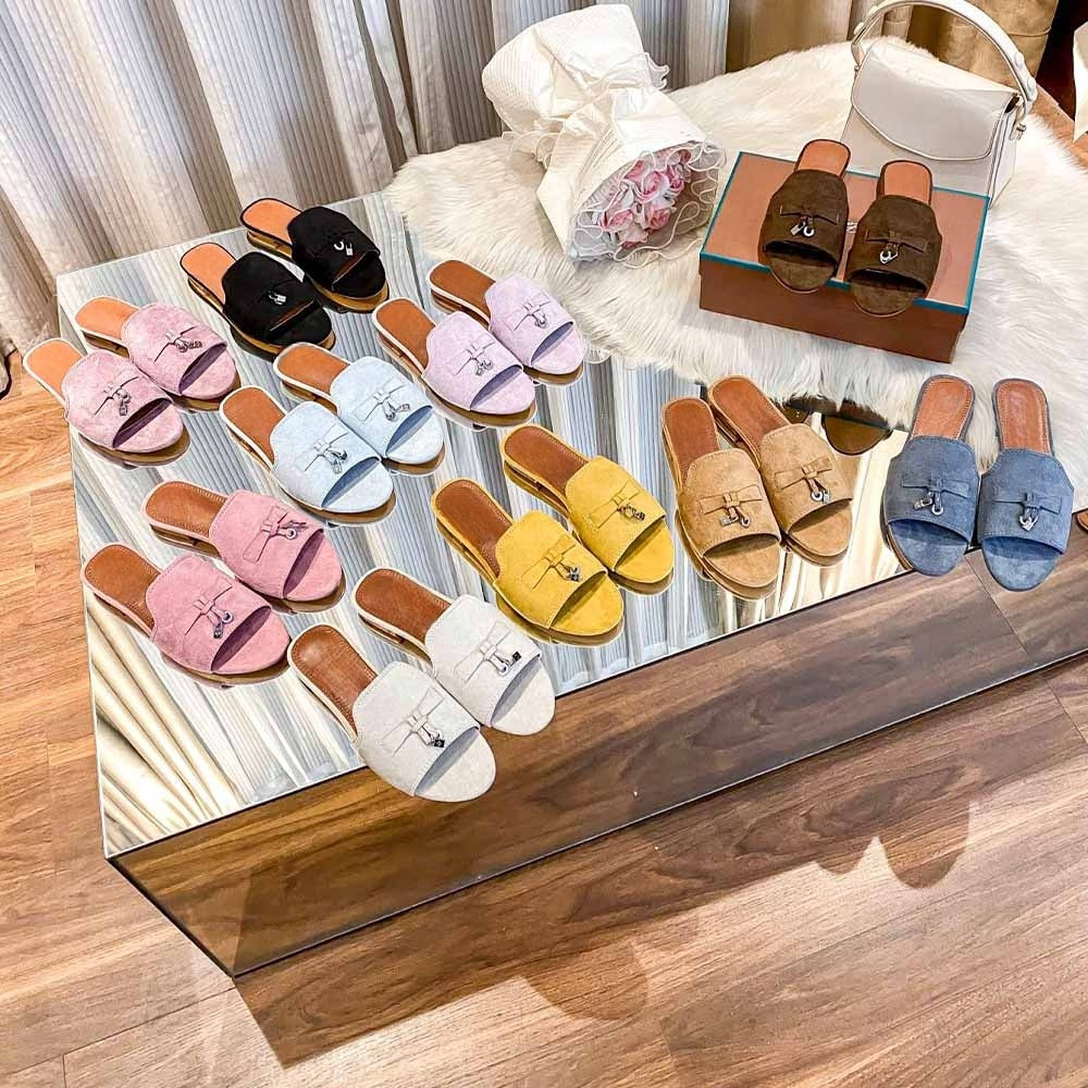 Women's New Temperament Joker Velvet Tassel Pendant Decorated with Thin Slippers and Sandals.