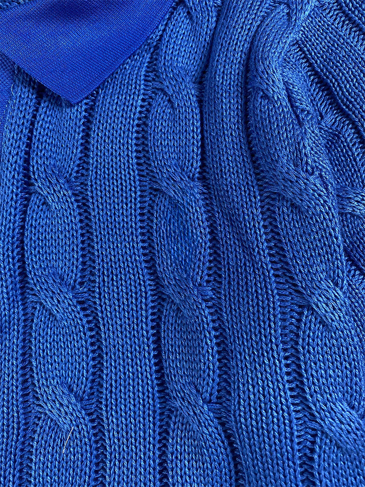 חולצת טי שירט סריגים עם דש רקום של ג'וקר לנשים