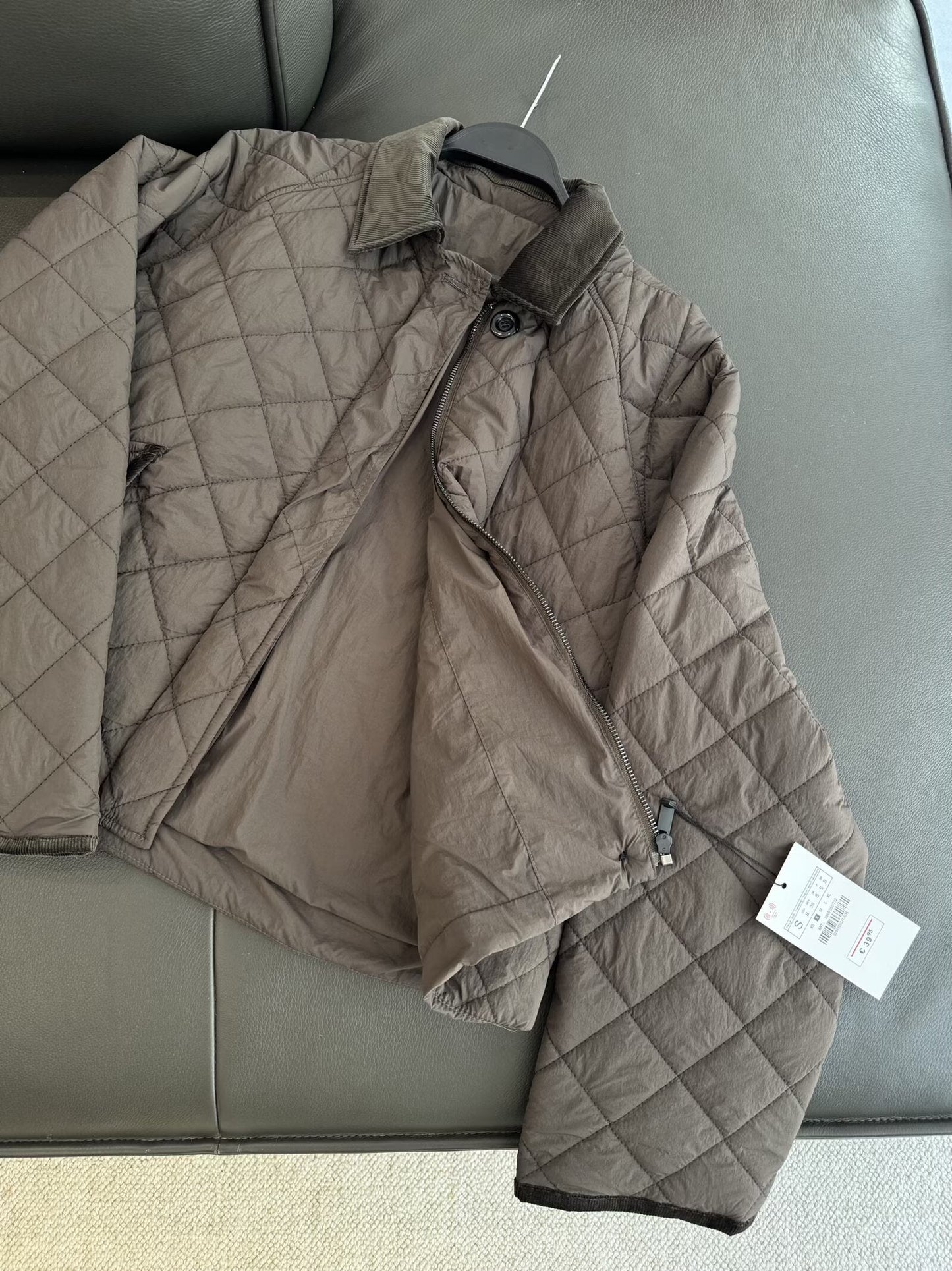 ז'קט קורדרוי עם דש אלכסוני בגזרת יהלומים רופפת לנשים, אופנת חורף