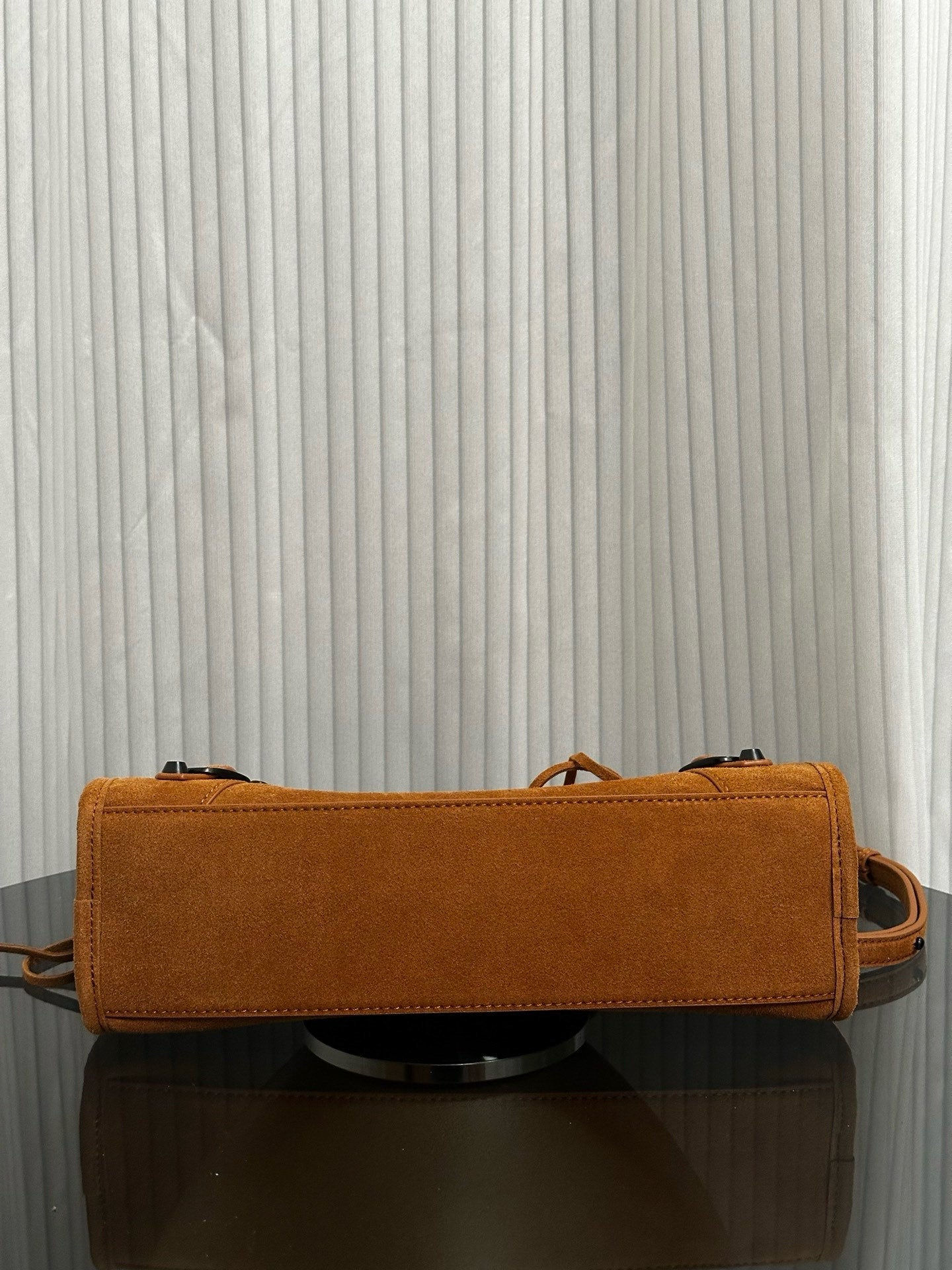 Women's New Fashion Joker Large-capacity Retro Zipper Rivet Decorative Shoulder Bag Messenger Bag