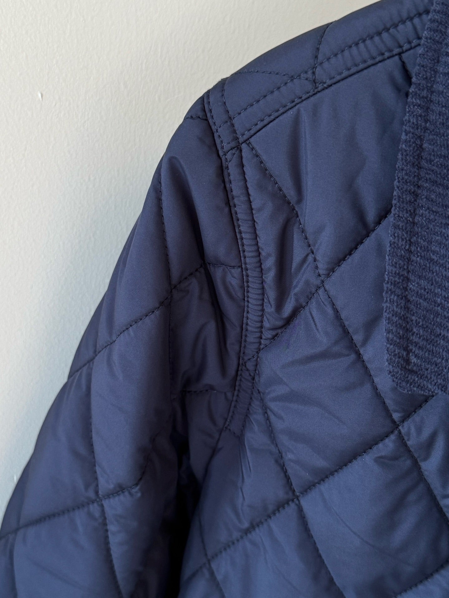 מעיל סתיו וחורף חדש לנשים בסגנון ג'וקר בעיצוב מעוין