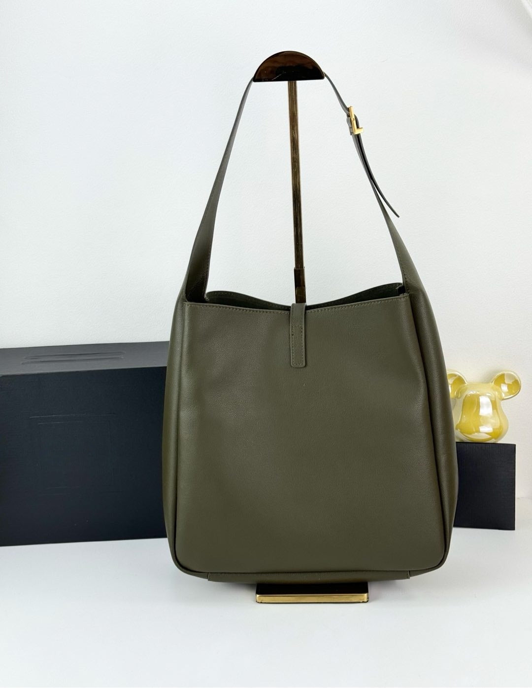 Women's New Joker Large Capacity Bucket Bag with Adjustable Shoulder Strap Shoulder Bag Underarm Bag