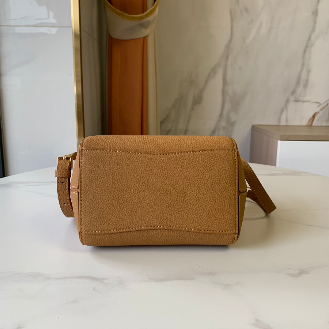 Women's New Fashion Joker Soft Lychee Leather Portable Shoulder Bag Messenger Bag