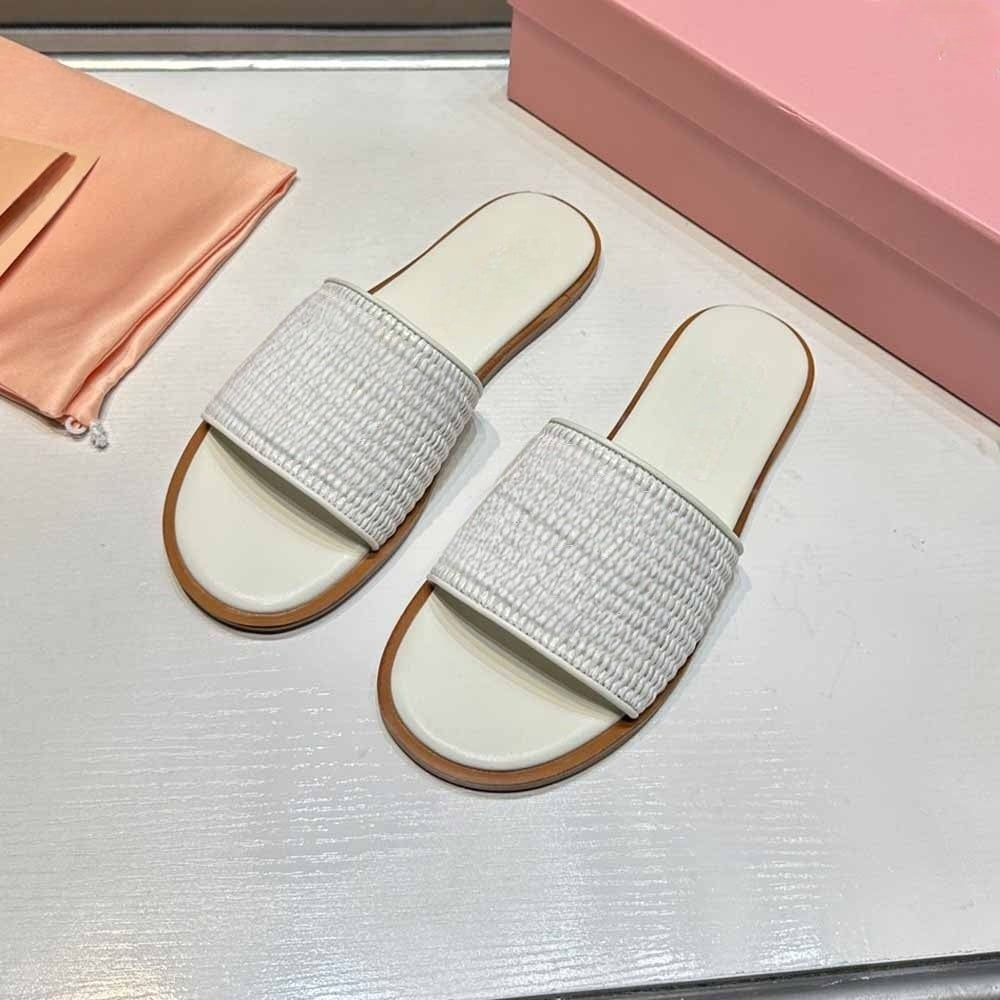 Women's New Casual Joker Holiday Style Letter Woven Flat-bottomed Thin-bottomed Beach Slippers