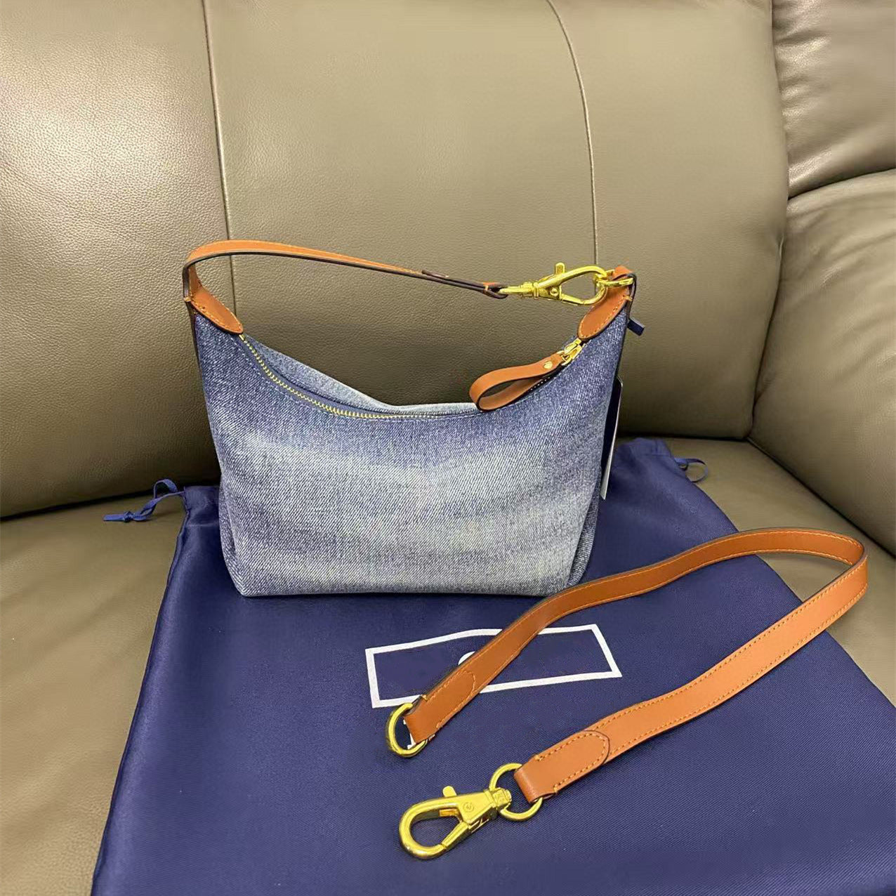 Women's new Joker embroidered denim leather portable daily shoulder bag.