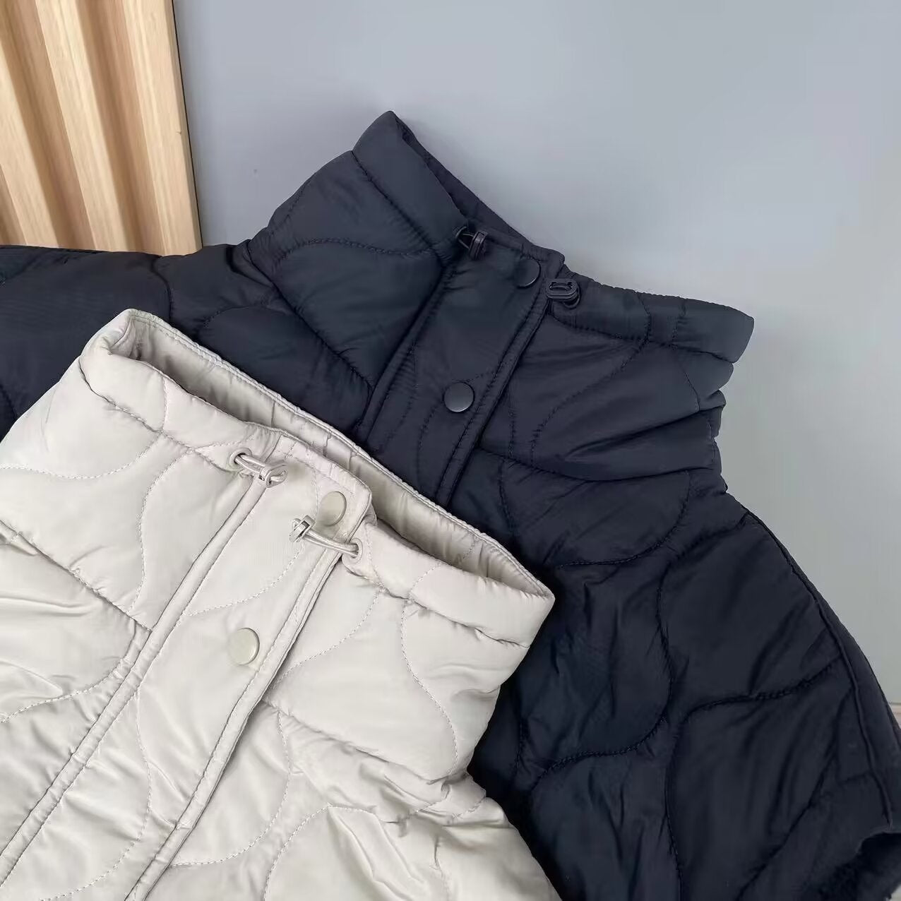 Women's sleeveless loose standing collar cotton vest