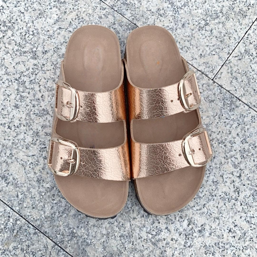 Women's New Fashion Joker Casual Double Buckle Design Thick Soled Slippers Have A Shoe Box.