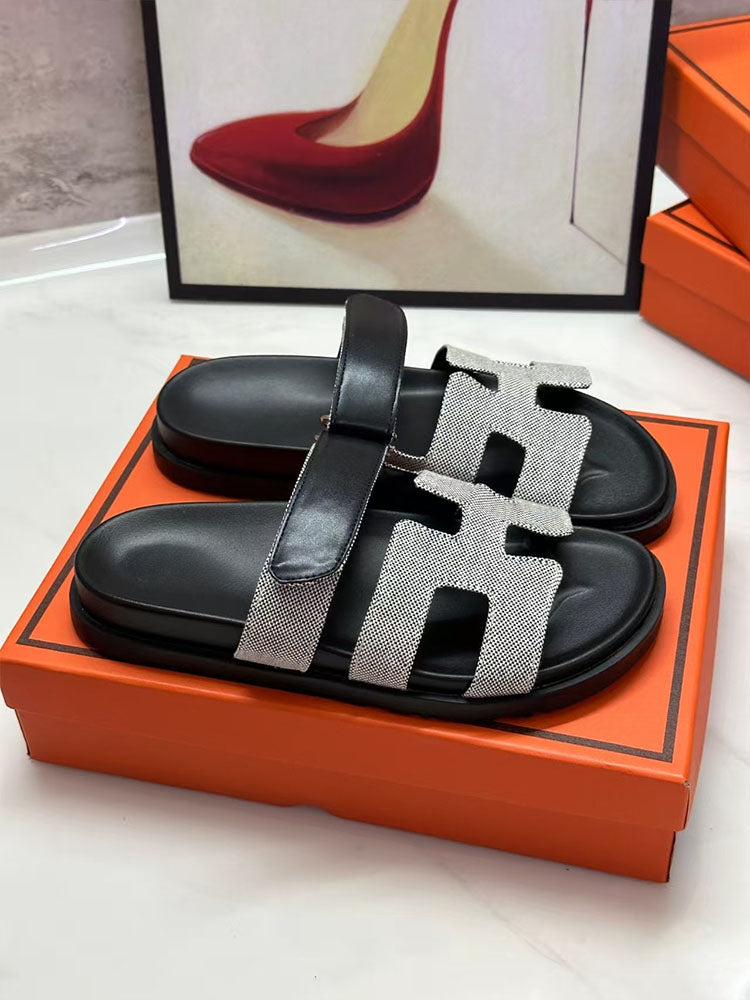 Women's new fashion Joker multicolor hook and loop design thick soled sandals have a shoe box.