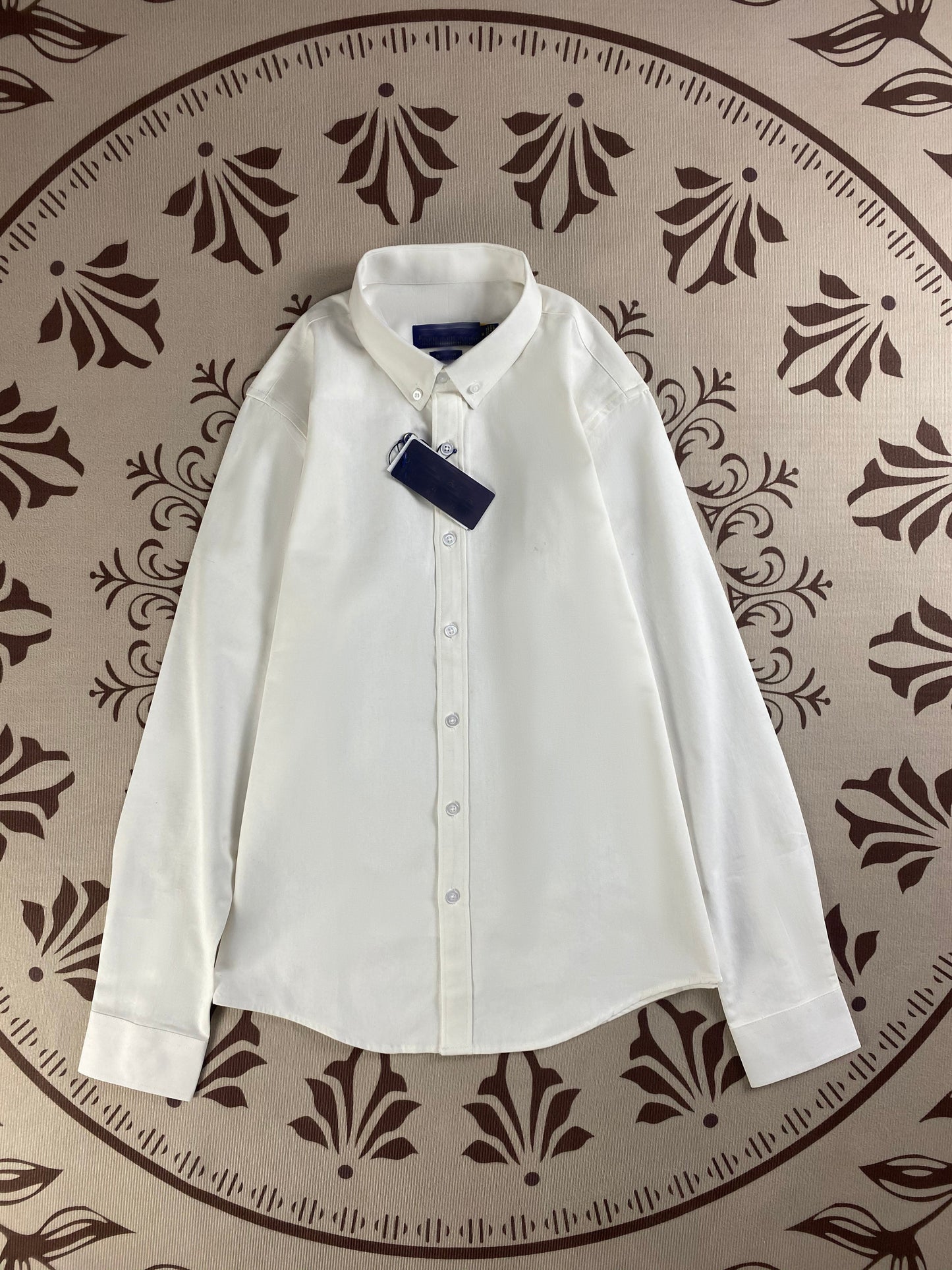 גברים ונשים עם אותה חולצת ג'וקר עם שרוולים ארוכים וקז'ואלית חדשה לזוג, רקומה מכותנה.