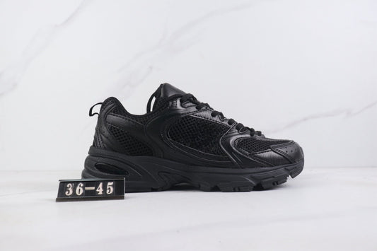 Men's and Women's New Casual Joker Sneakers Fabric Breathable Wear-resistant Non-slip Comfortable Running Shoes.