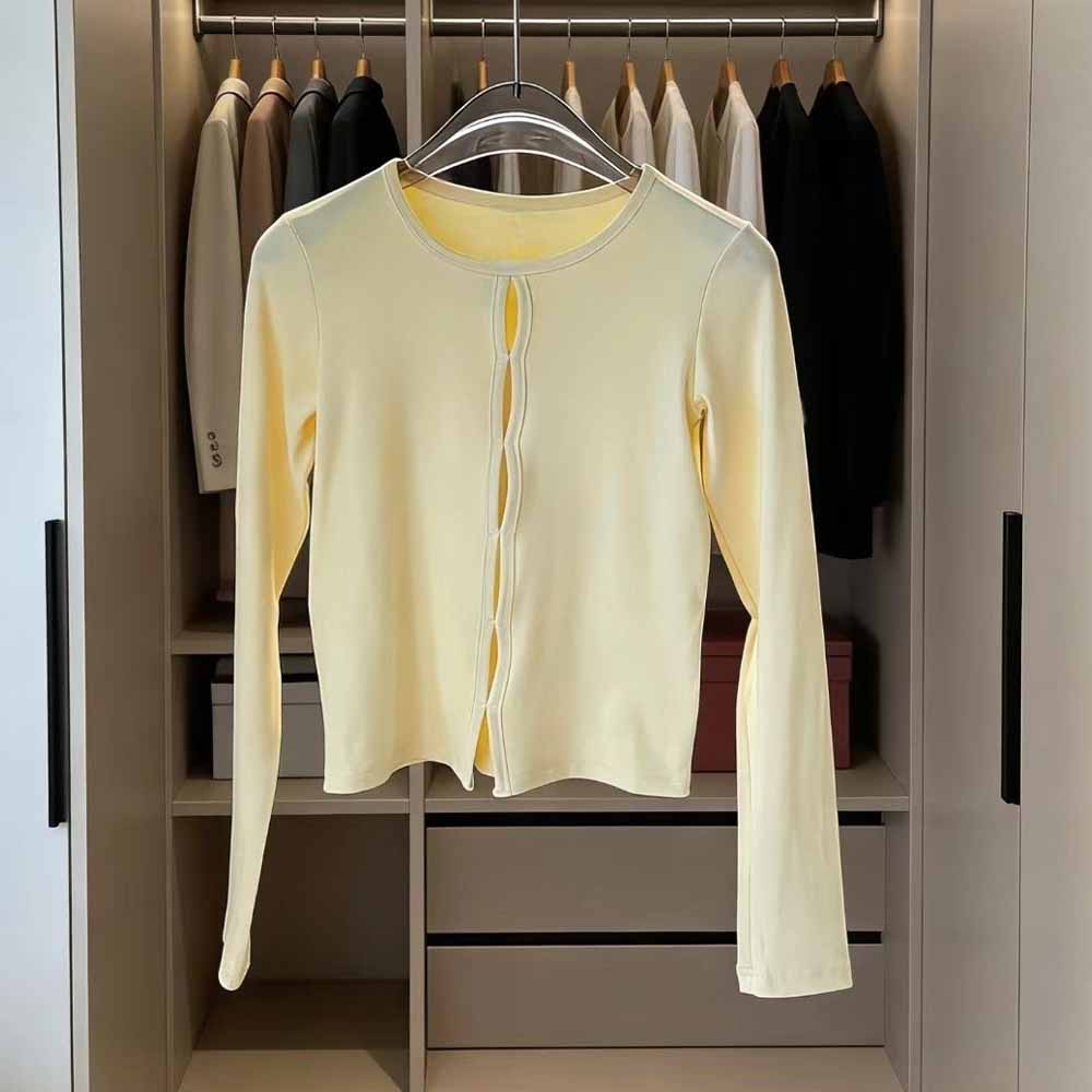 2026 women's new long-sleeved T-shirt with basic thread