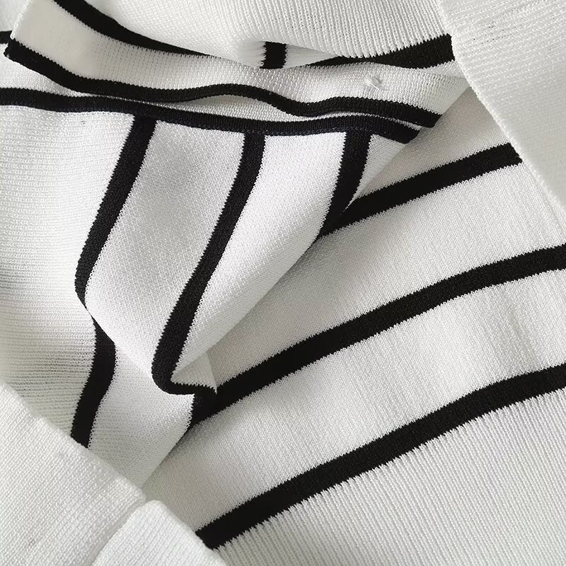 קרדיגן פסים קצר בעיצוב כפתורים לנשים בסגנון סתיו