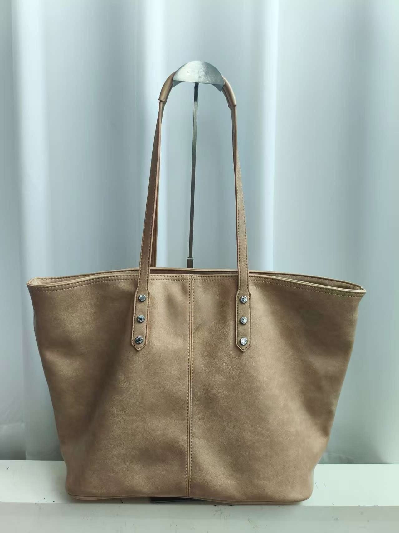 New shoulder bag large capacity commuter tote bag