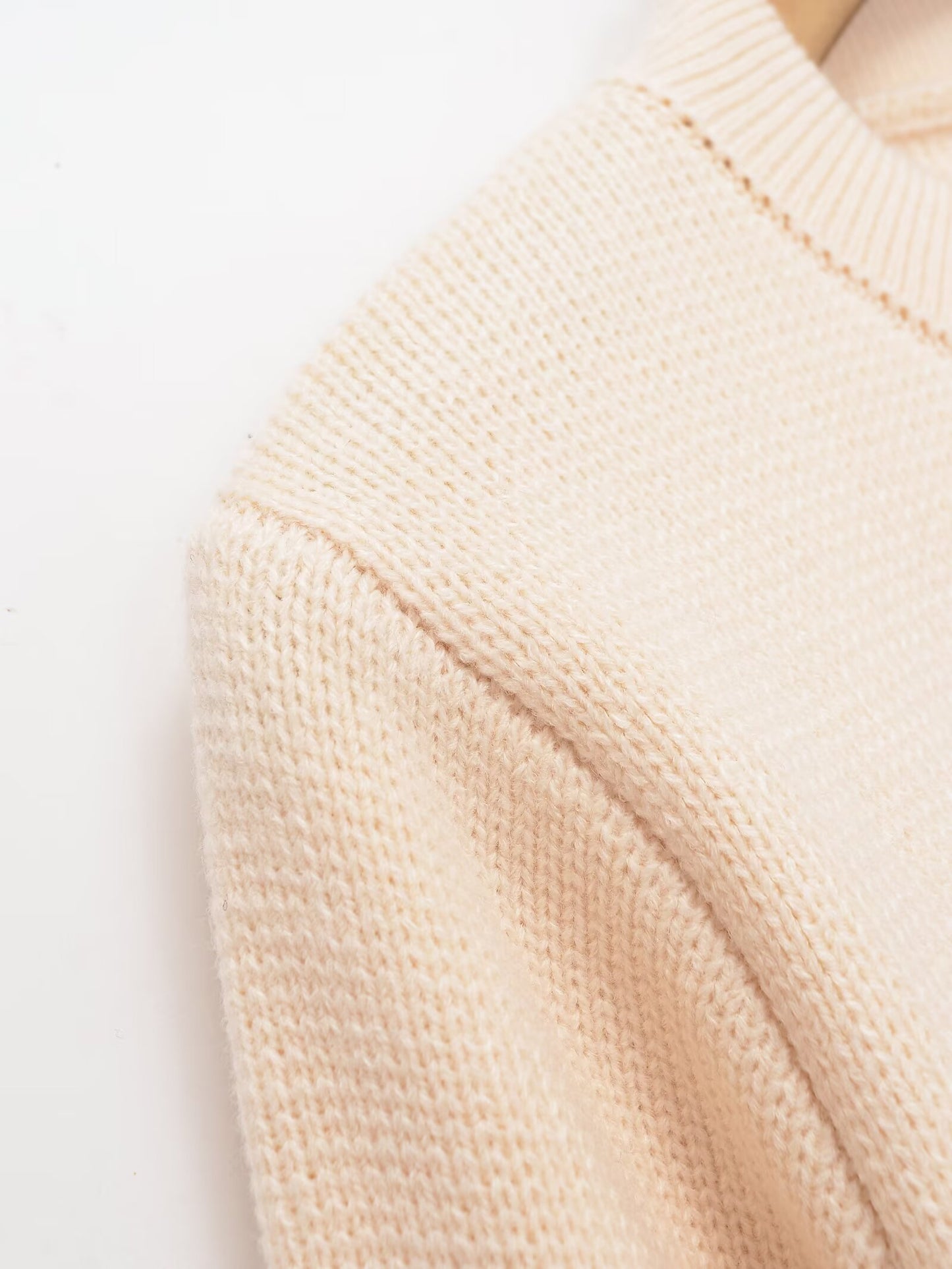 Women's O Neck long sleeved elastic knitted Coat