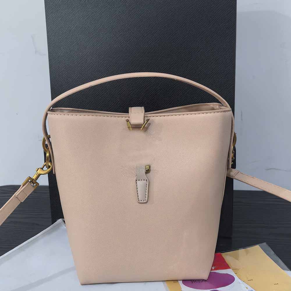 תיק דלי לנשים עם קופסה, תיק אופנה חדשה עם קיבולת גדולה של ג'וקר ואביזרים של אותיות