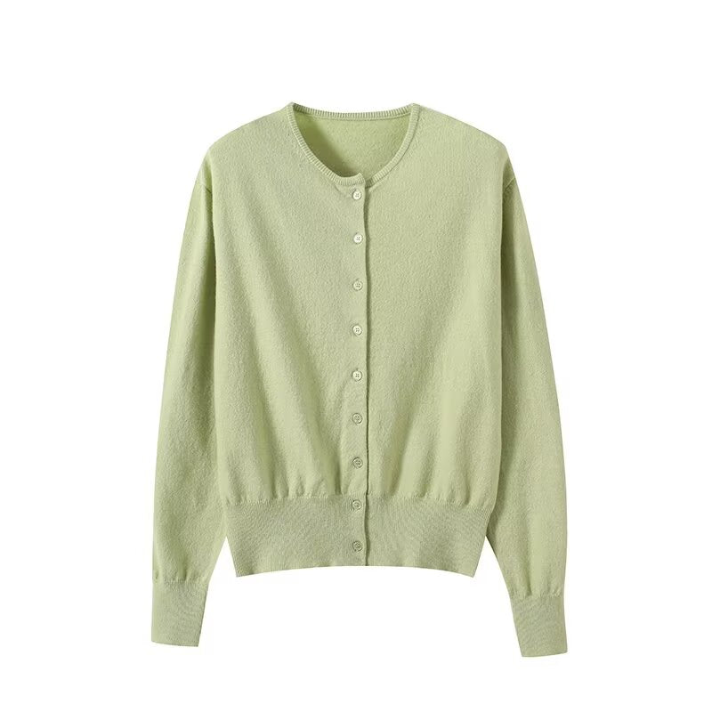 Women's autumn fashion casual long sleeved knitted cardigan