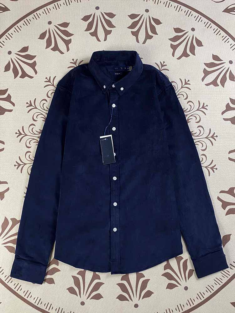 גברים ונשים עם אותה אופנה חדשה ג'וקר חולצת דש עם שרוולים ארוכים ורפויים מכותנה קורדרוי קז'ואל.