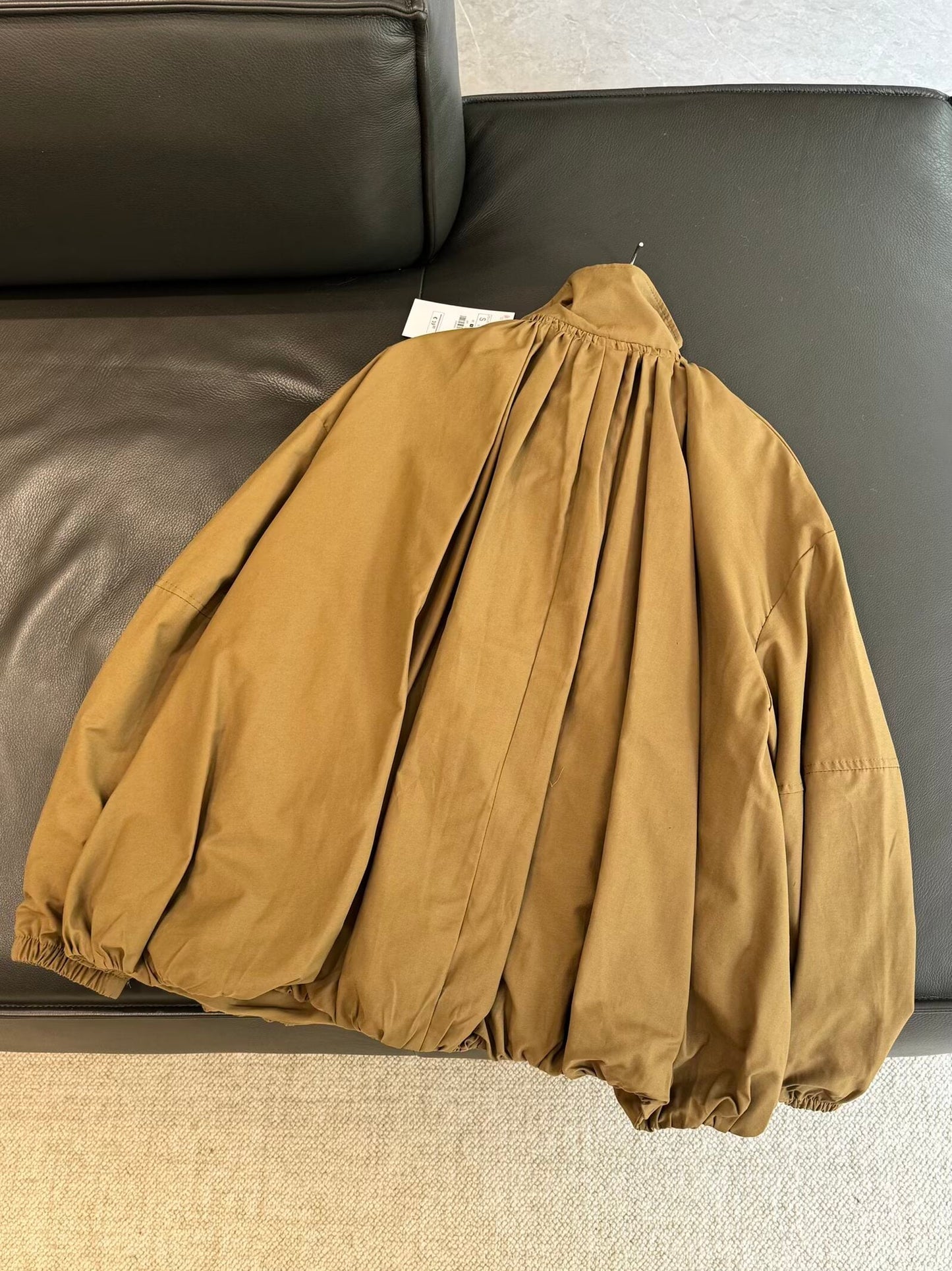 מעיל טיסה קפלים עם צווארון עומד רופף חדש לנשים