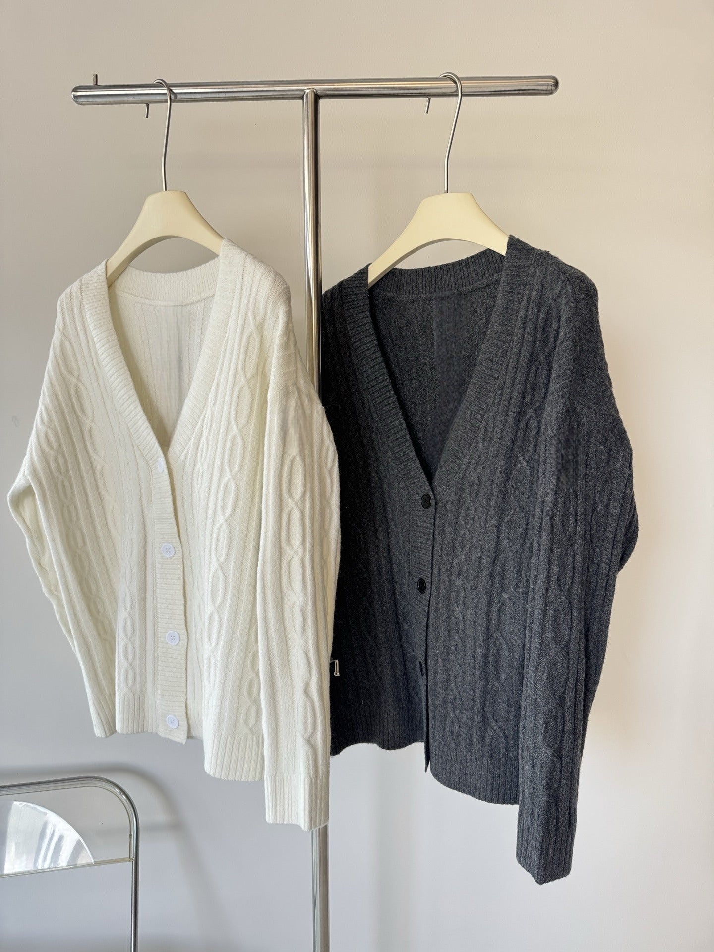 Women's New V-neck Cable Knit Long Sleeve Cardigan