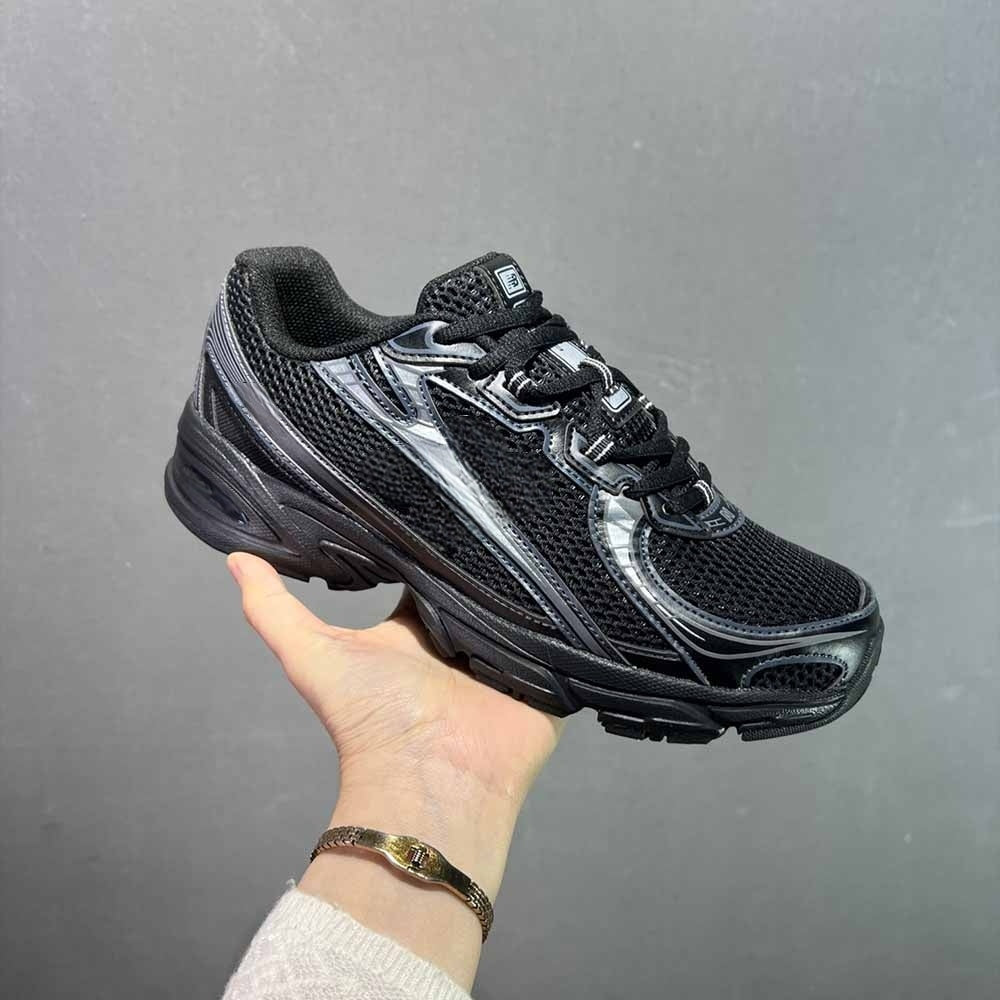 Men and Women with The Same New Casual Joker Sneakers Mesh Breathable Sports Jogging Shoes.