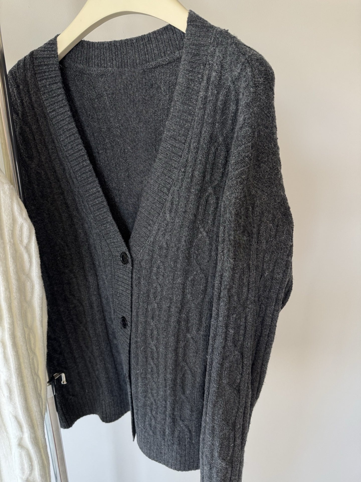 Women's New V-neck Cable Knit Long Sleeve Cardigan